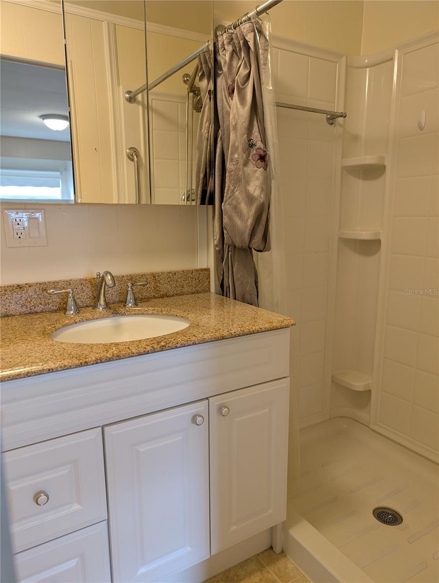 212 48TH AVENUE DR W, BRADENTON, FL, 34207