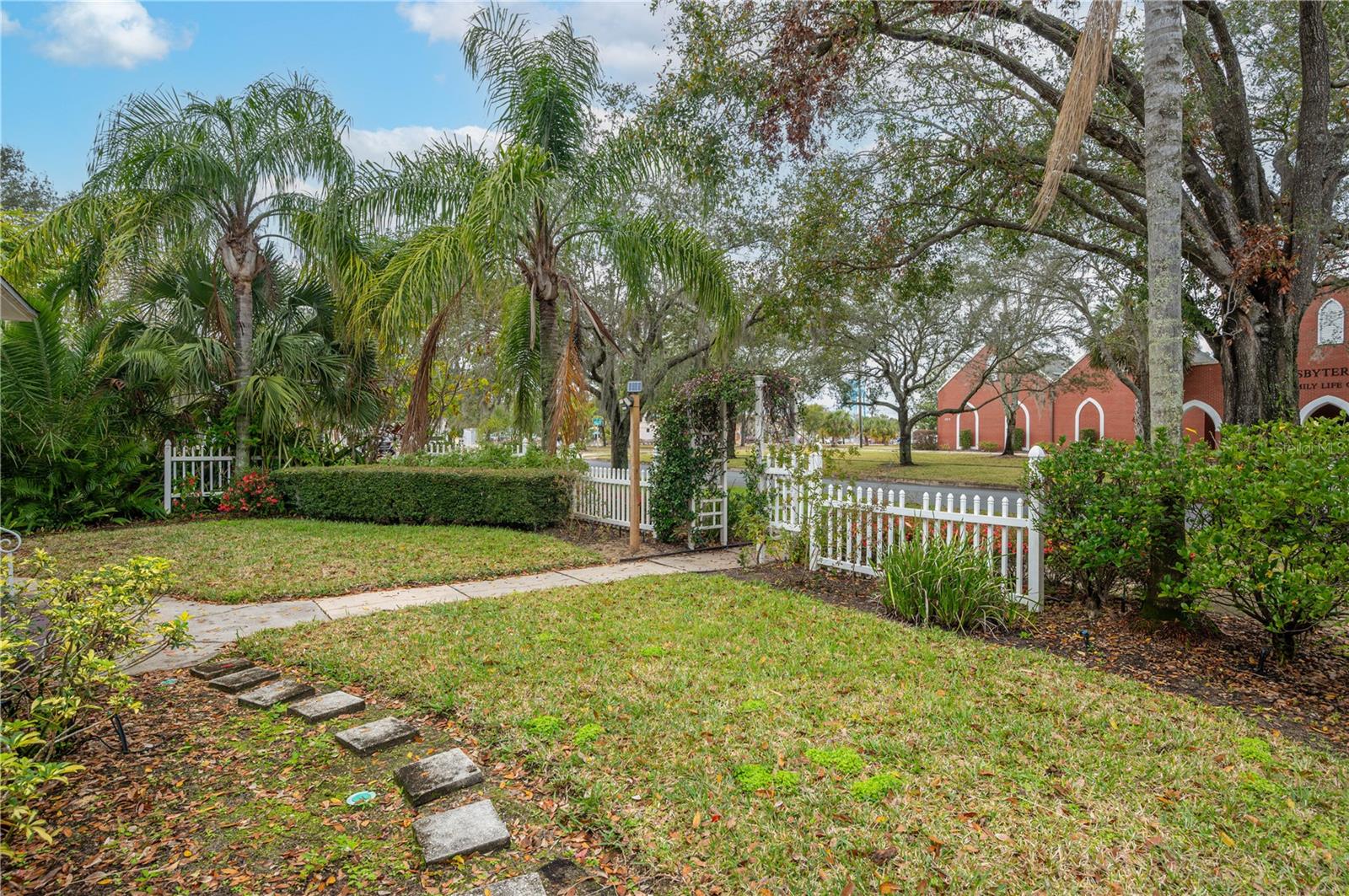 308 E CENTRAL AVE, LAKE WALES, FL, 33853