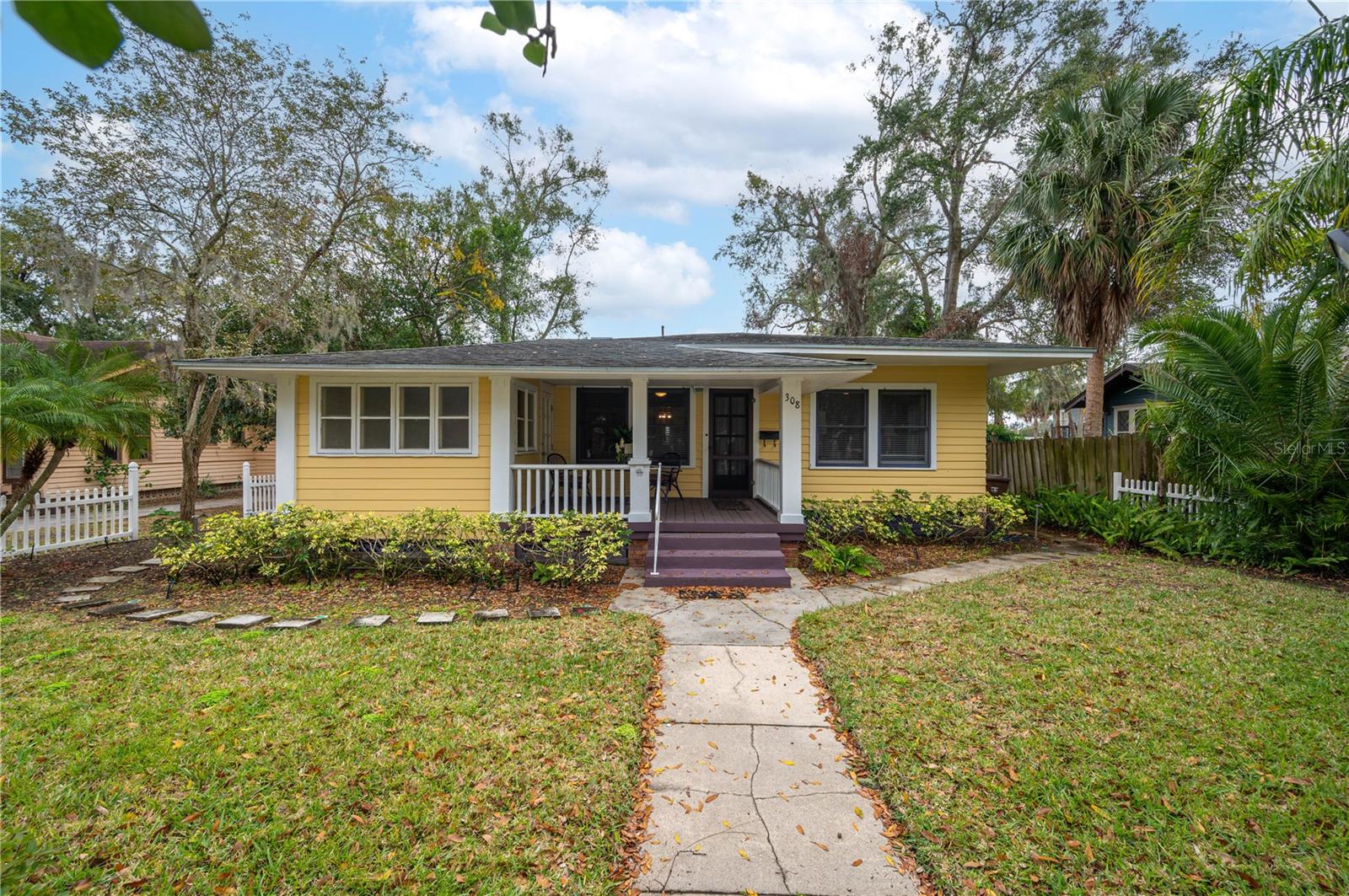 308 E CENTRAL AVE, LAKE WALES, FL, 33853