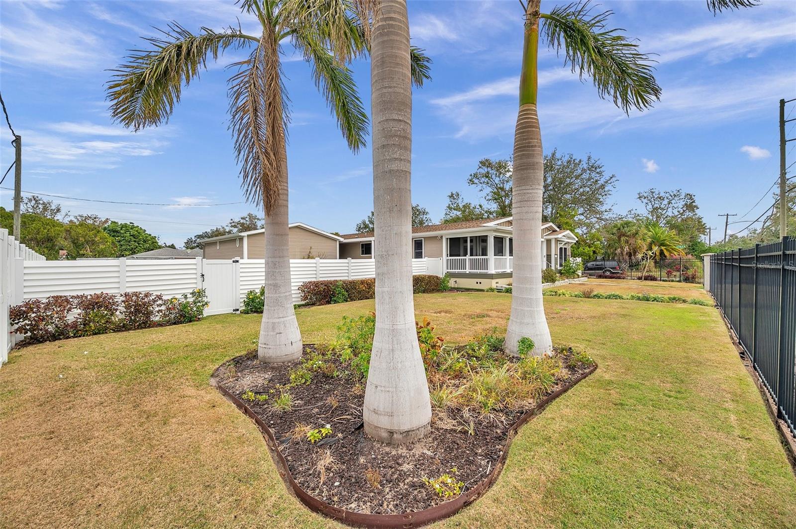 2715 9TH AVE N, ST PETERSBURG, FL, 33713