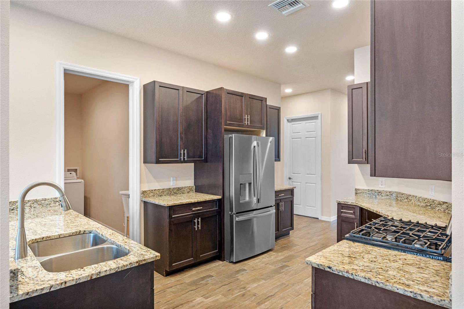 1943 SIPES AVE, SANFORD, FL, 32771