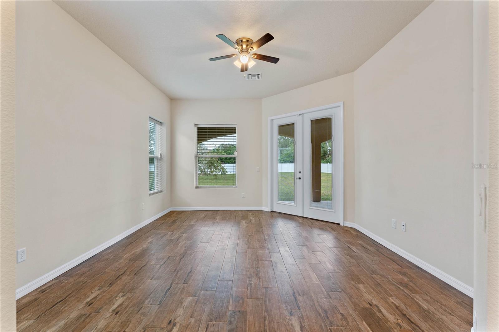 1943 SIPES AVE, SANFORD, FL, 32771