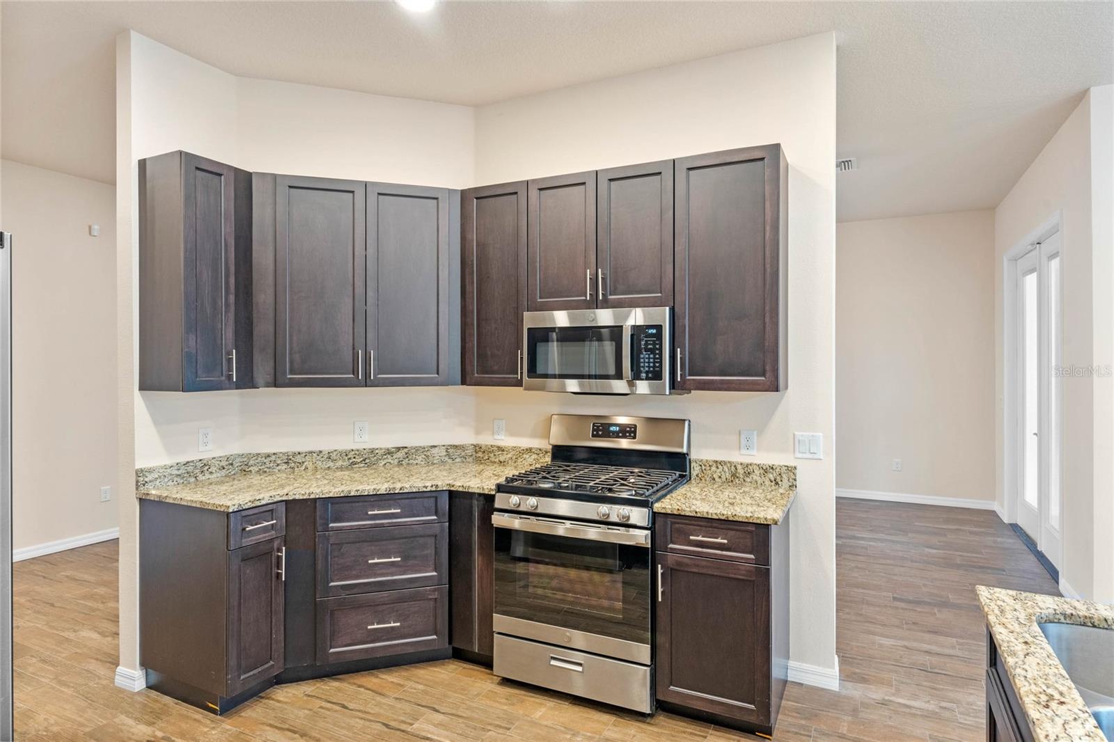 1943 SIPES AVE, SANFORD, FL, 32771