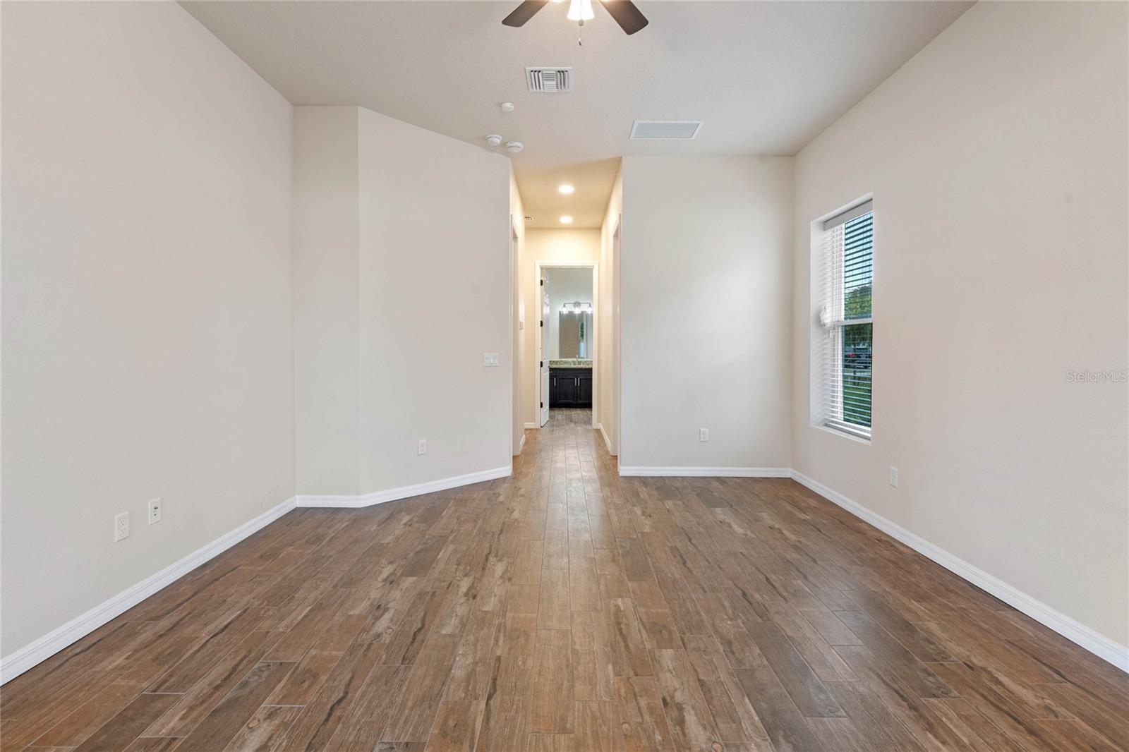1943 SIPES AVE, SANFORD, FL, 32771
