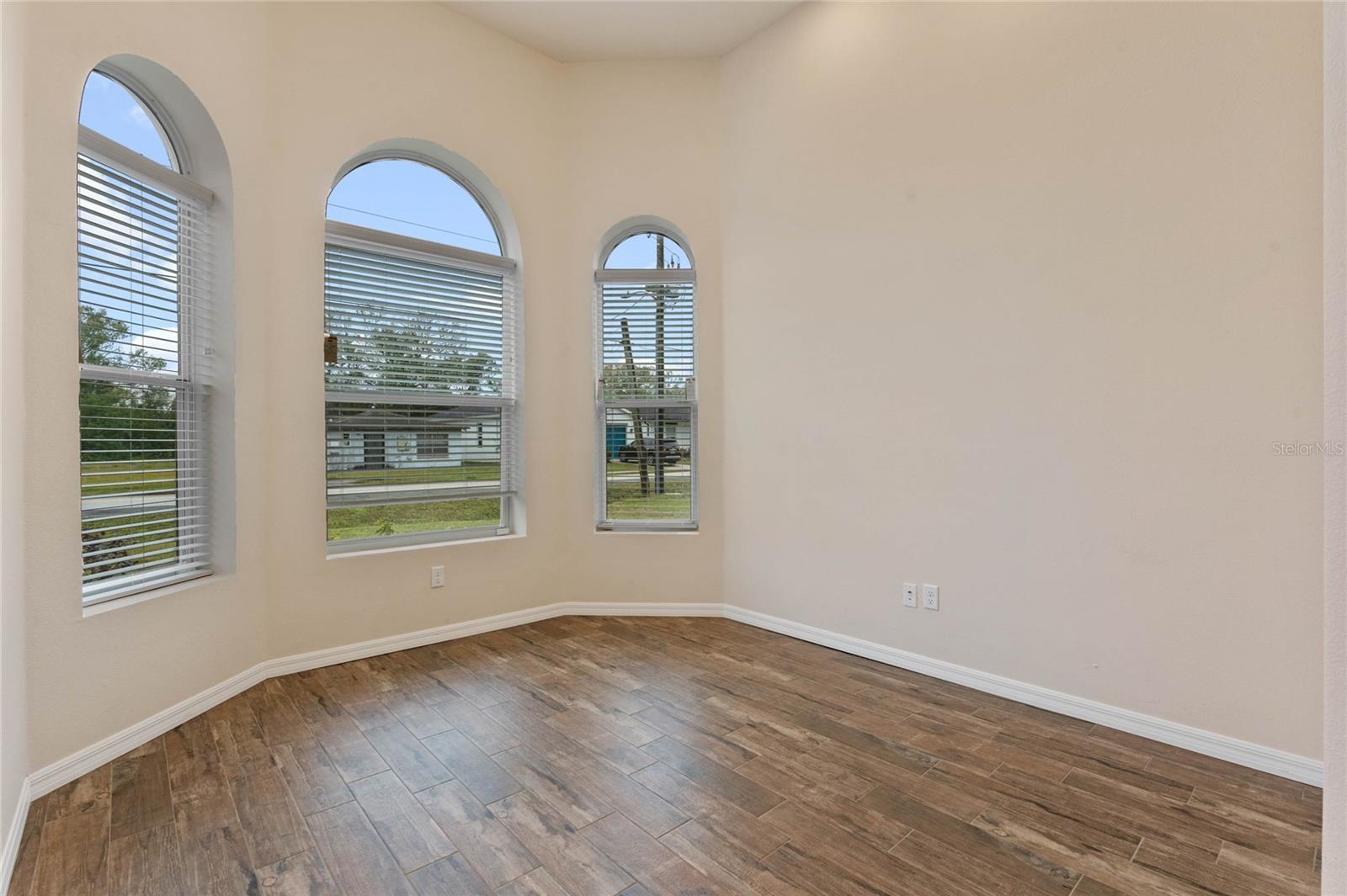 1943 SIPES AVE, SANFORD, FL, 32771