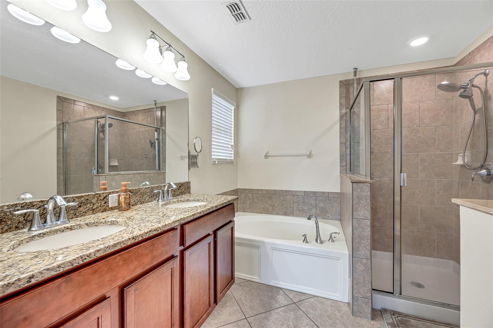 1966 HAWKS VIEW DR, RUSKIN, FL, 33570