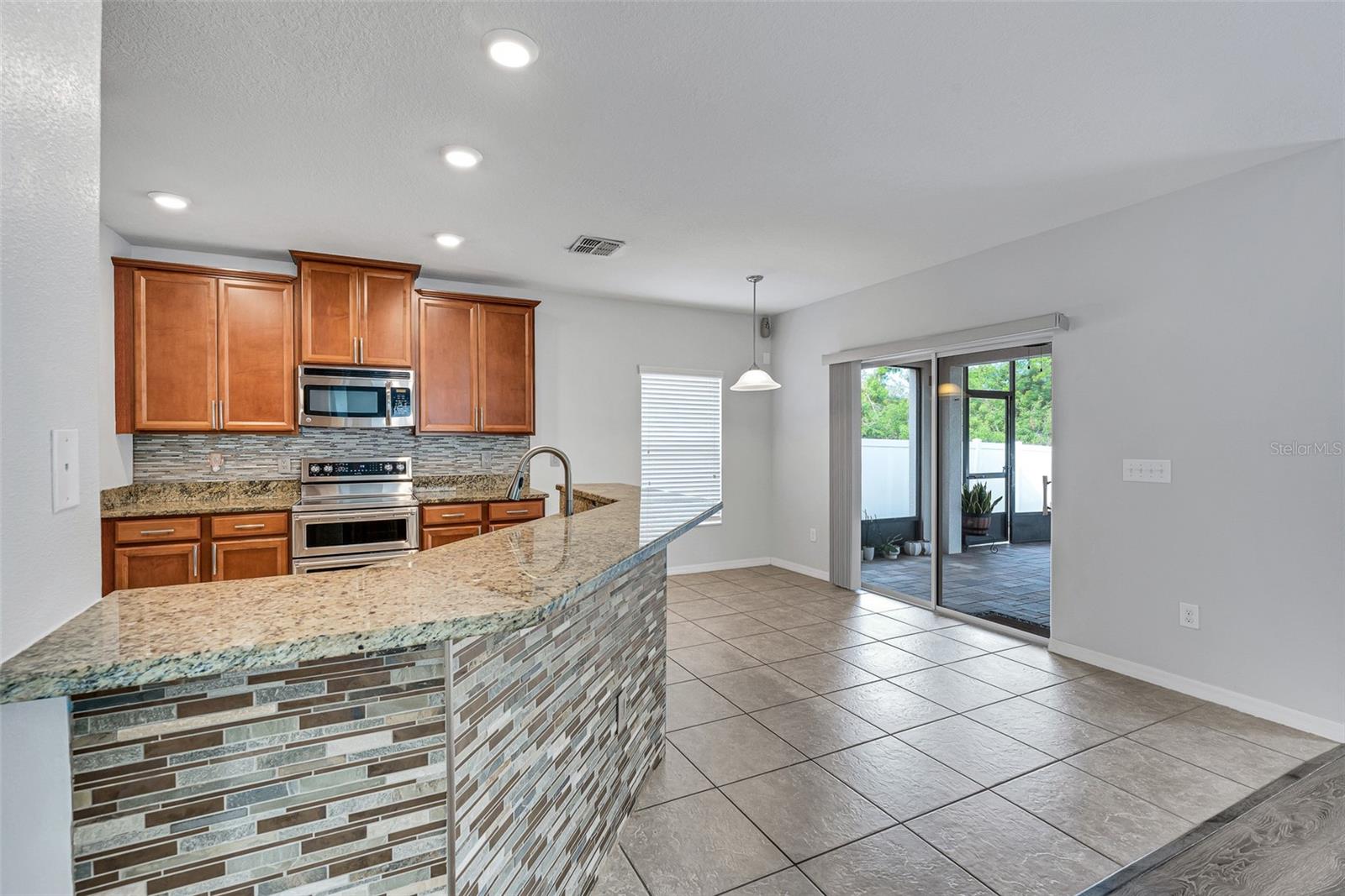 1966 HAWKS VIEW DR, RUSKIN, FL, 33570