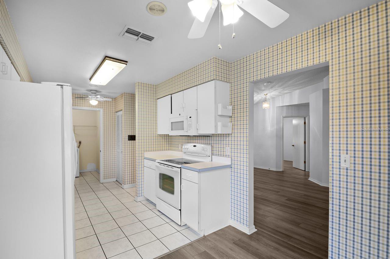 2266 SILVER RE DR, LAKELAND, FL, 33810