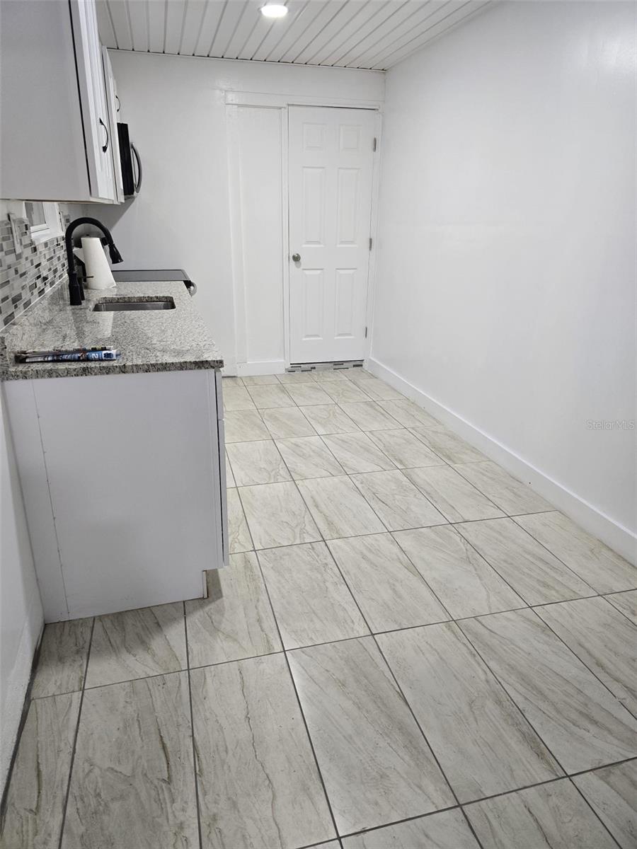 1301 WAIKIKI WAY, TAMPA, FL, 33619
