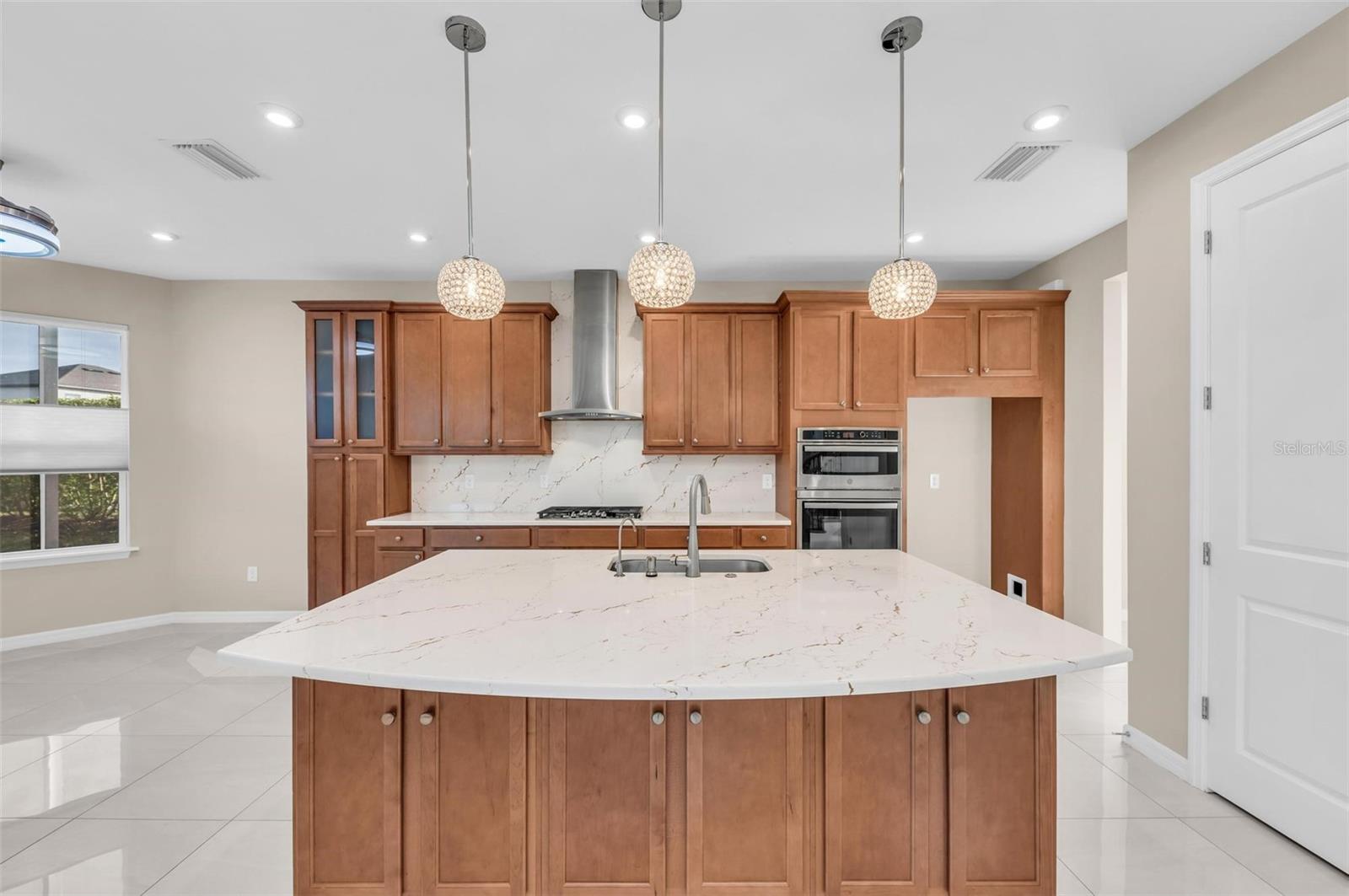 8273 SHOOTING STAR RD, SARASOTA, FL, 34241