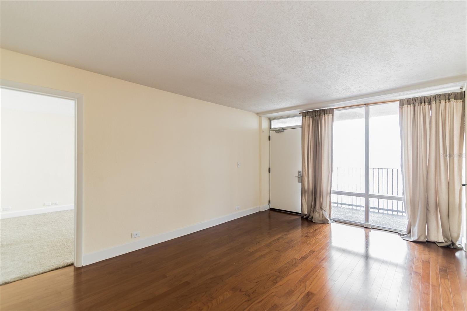 151 E WASHINGTON ST #414, ORLANDO, FL, 32801