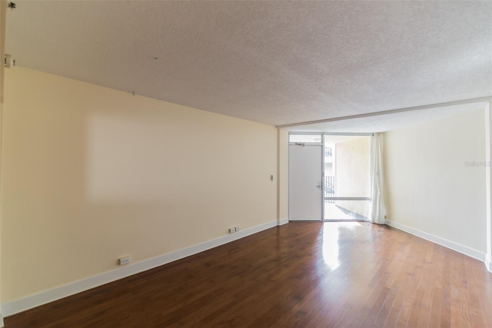 151 E WASHINGTON ST #414, ORLANDO, FL, 32801