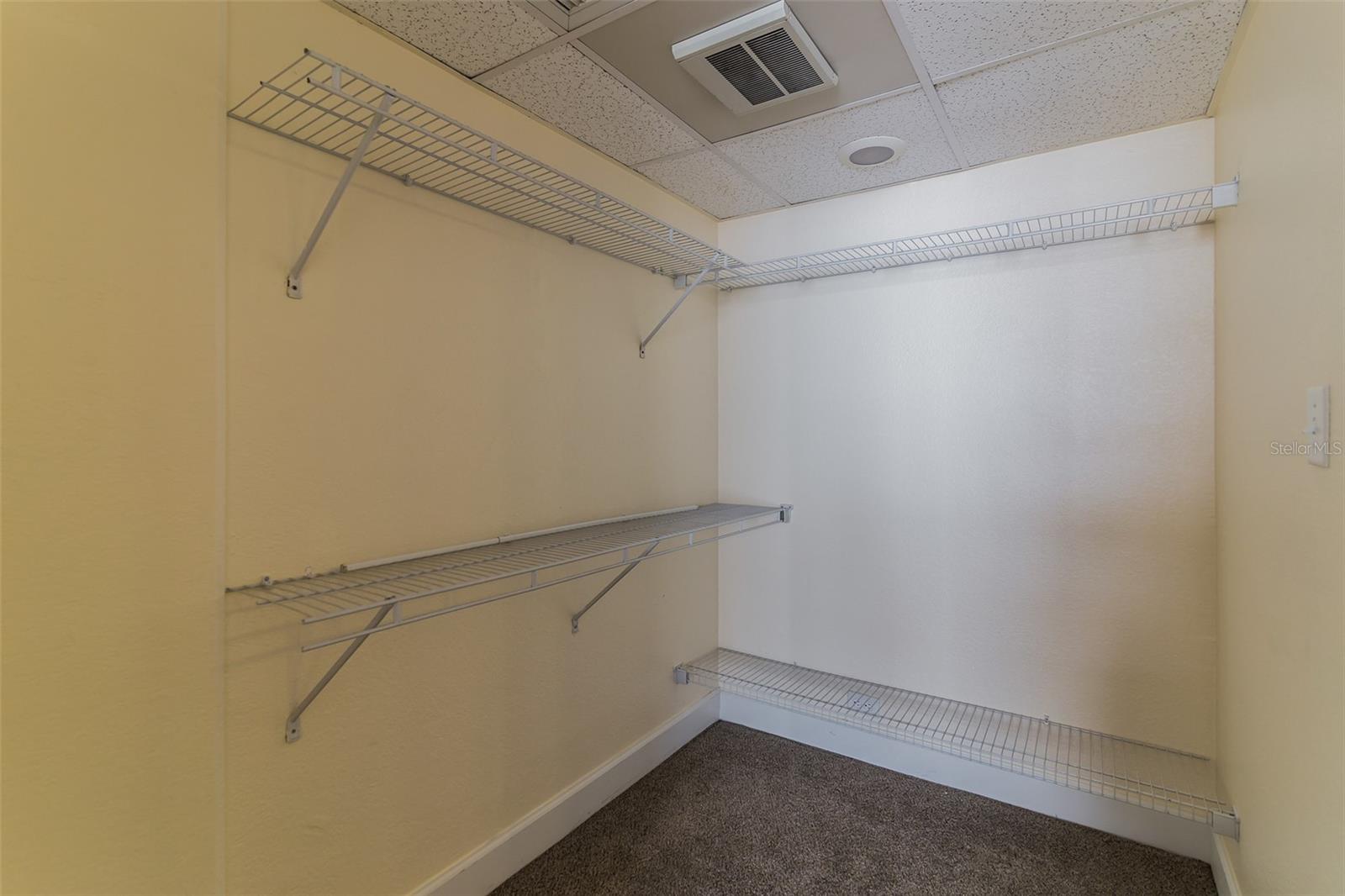 151 E WASHINGTON ST #414, ORLANDO, FL, 32801