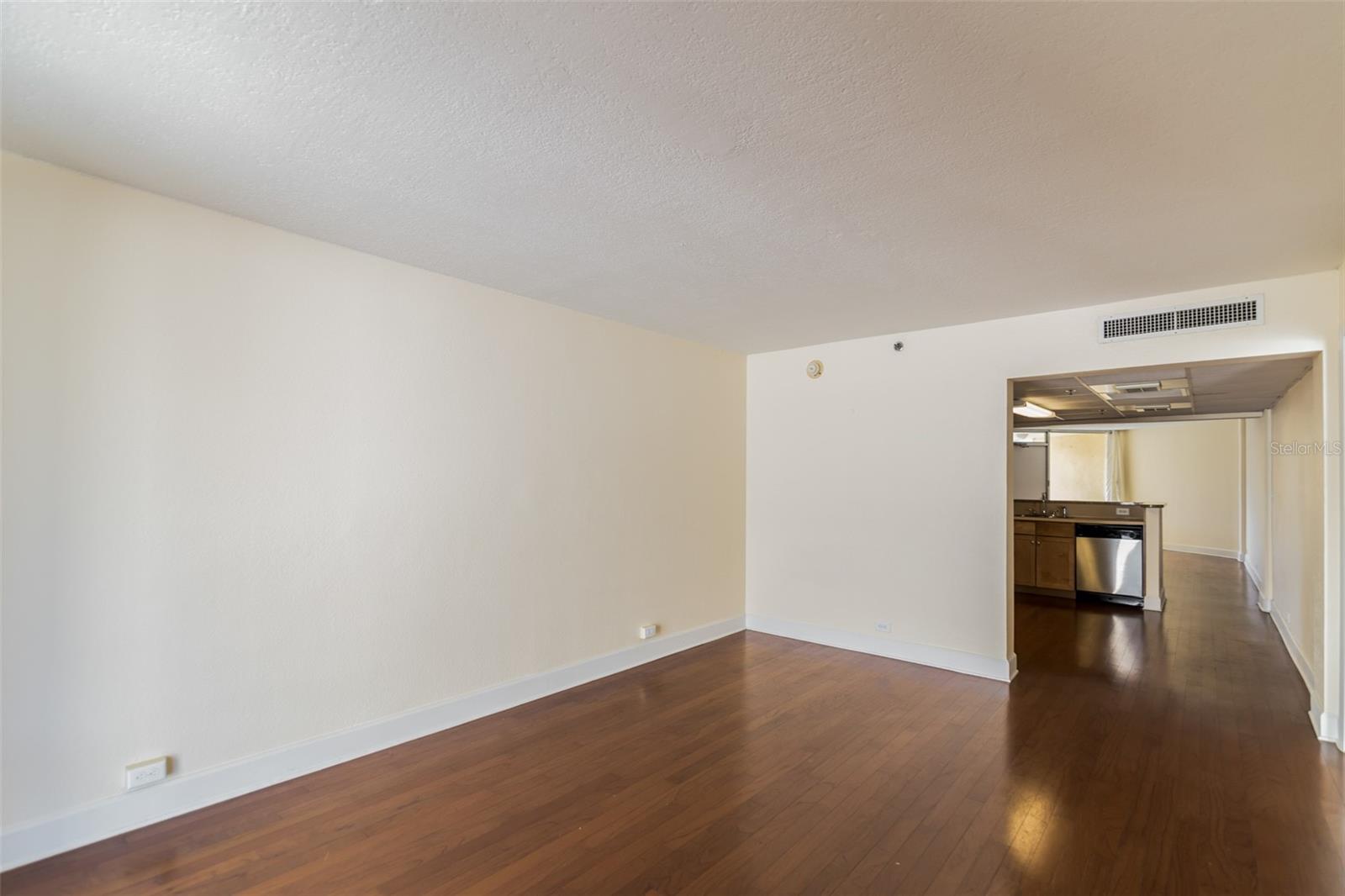 151 E WASHINGTON ST #414, ORLANDO, FL, 32801