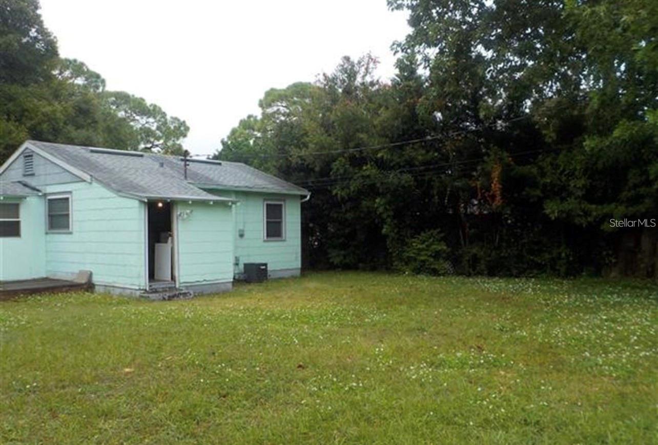 1601 ESSEX DR N, ST PETERSBURG, FL, 33710