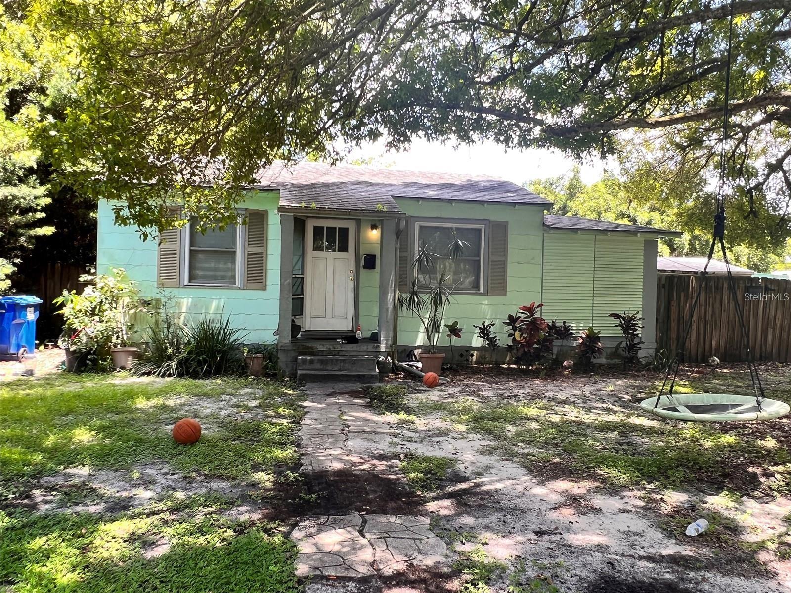 1601 ESSEX DR N, ST PETERSBURG, FL, 33710