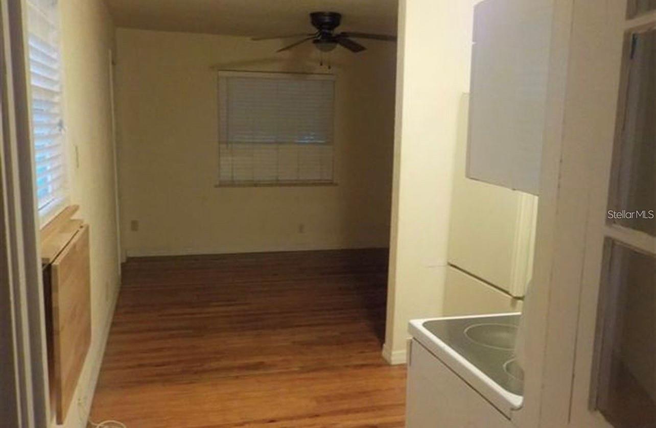 1601 ESSEX DR N, ST PETERSBURG, FL, 33710