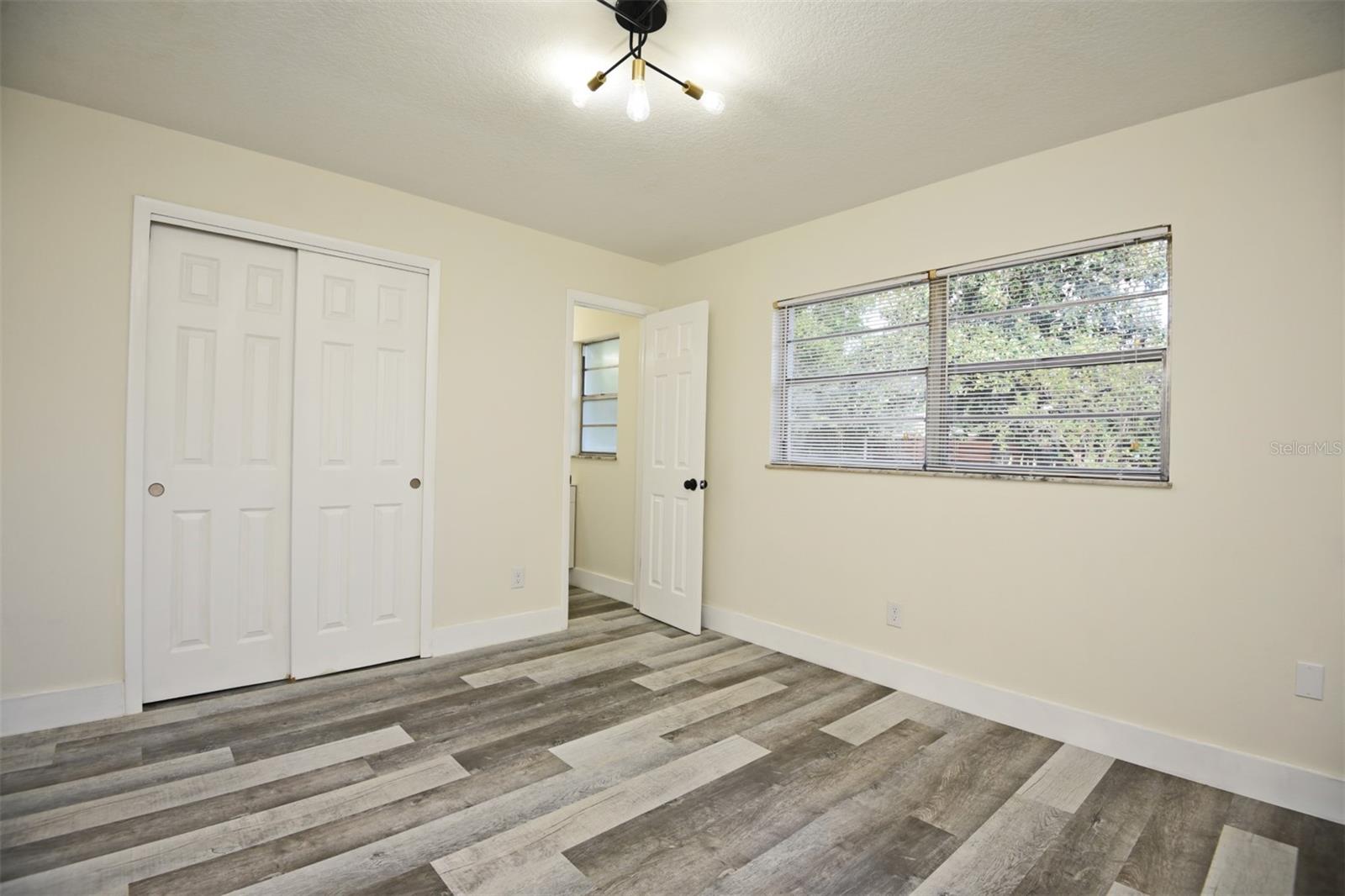 5803 CLEARVIEW DR, ORLANDO, FL, 32819