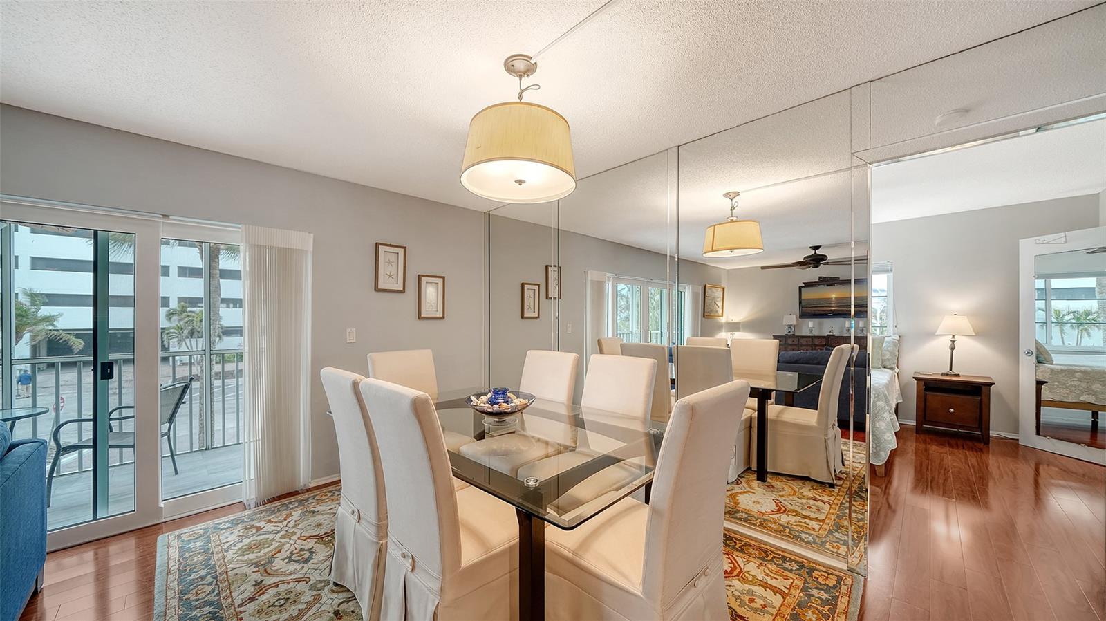 800 BENJAMIN FRANKLIN DR #202, SARASOTA, FL, 34236