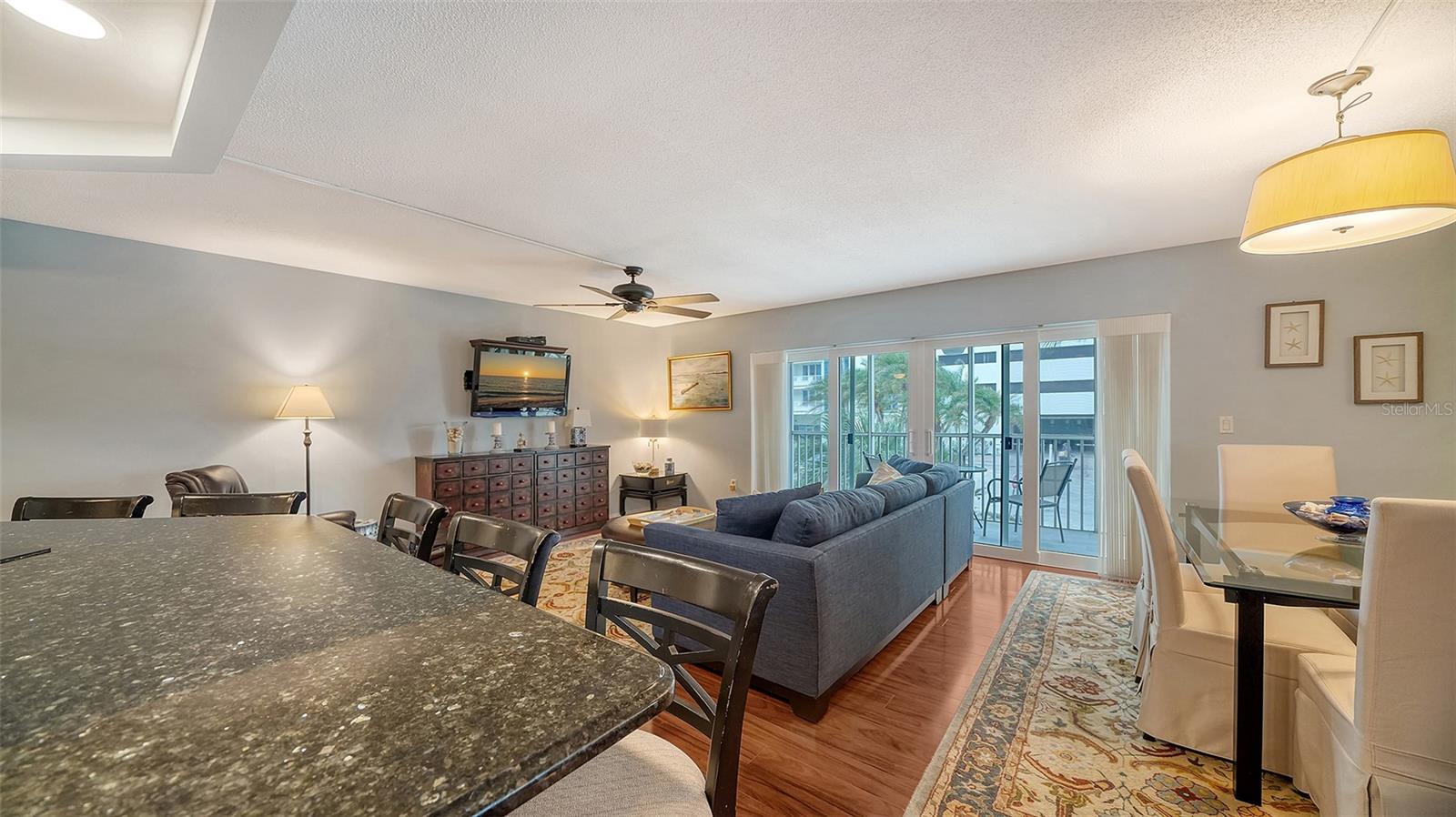 800 BENJAMIN FRANKLIN DR #202, SARASOTA, FL, 34236