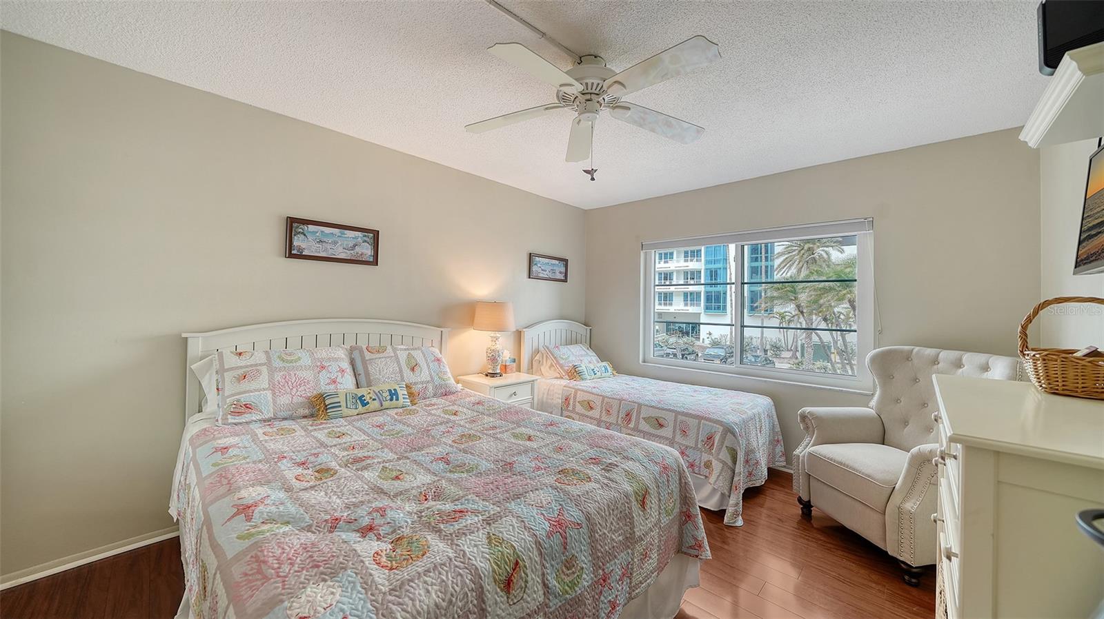 800 BENJAMIN FRANKLIN DR #202, SARASOTA, FL, 34236
