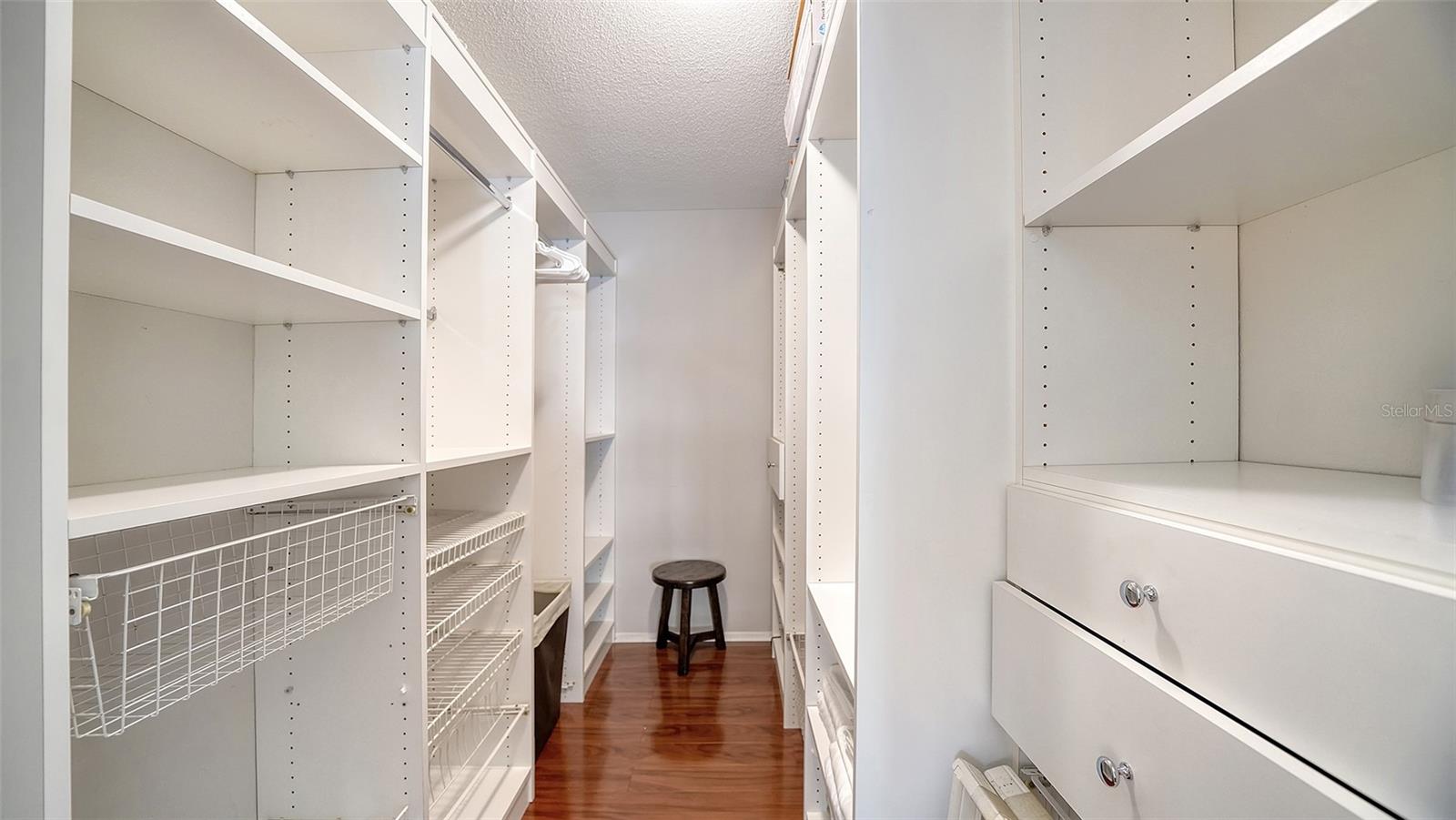 800 BENJAMIN FRANKLIN DR #202, SARASOTA, FL, 34236