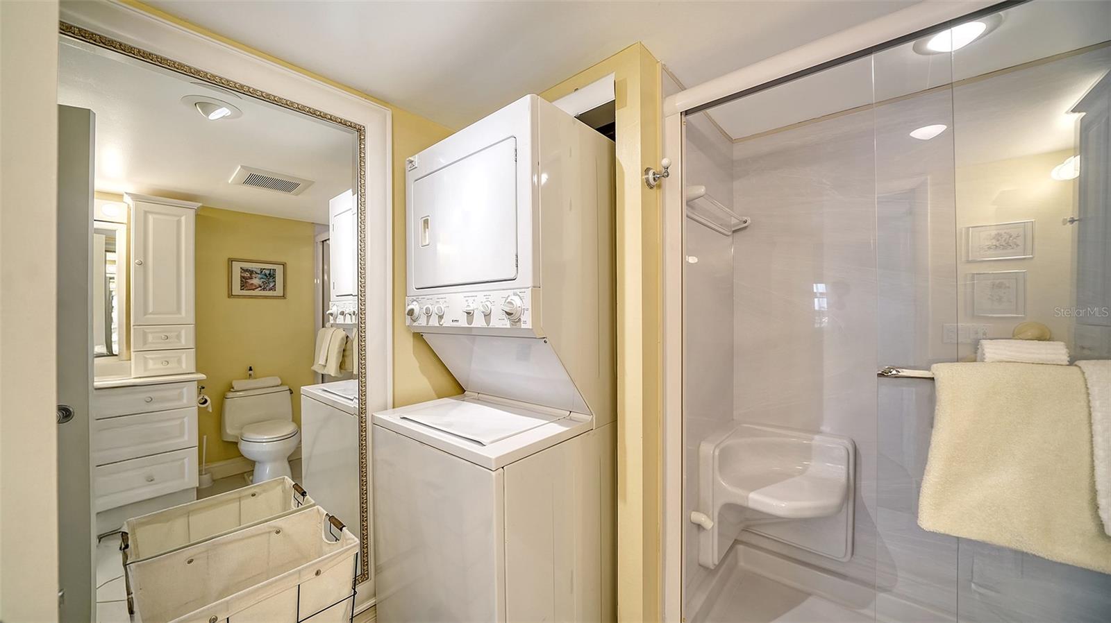 800 BENJAMIN FRANKLIN DR #202, SARASOTA, FL, 34236