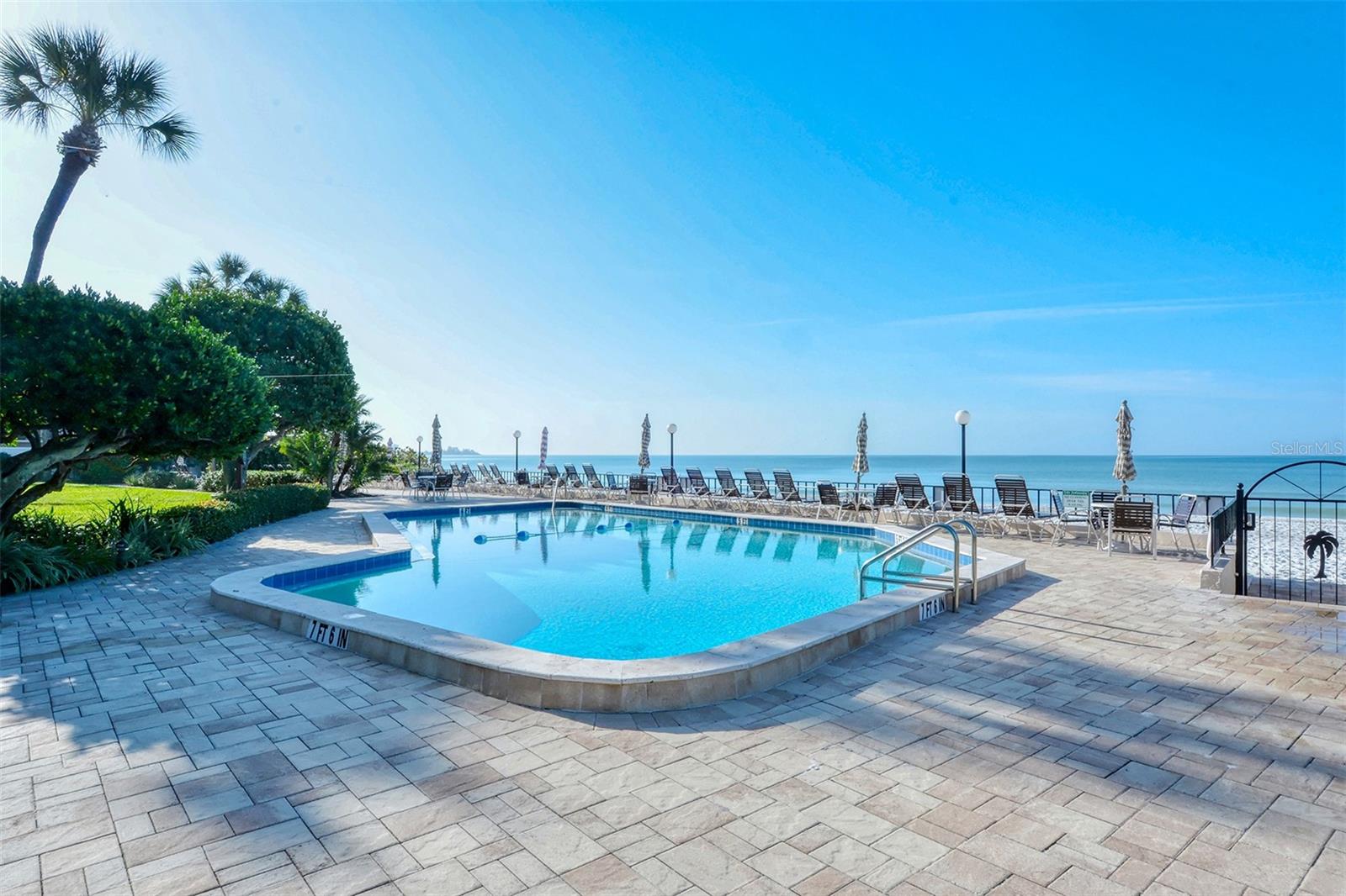 800 BENJAMIN FRANKLIN DR #202, SARASOTA, FL, 34236