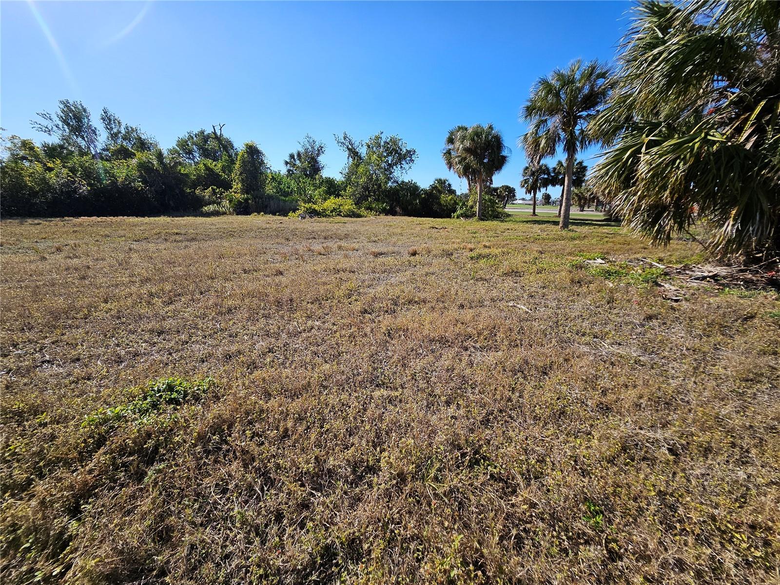 20 CLUBHOUSE CT, ROTONDA WEST, FL, 33947