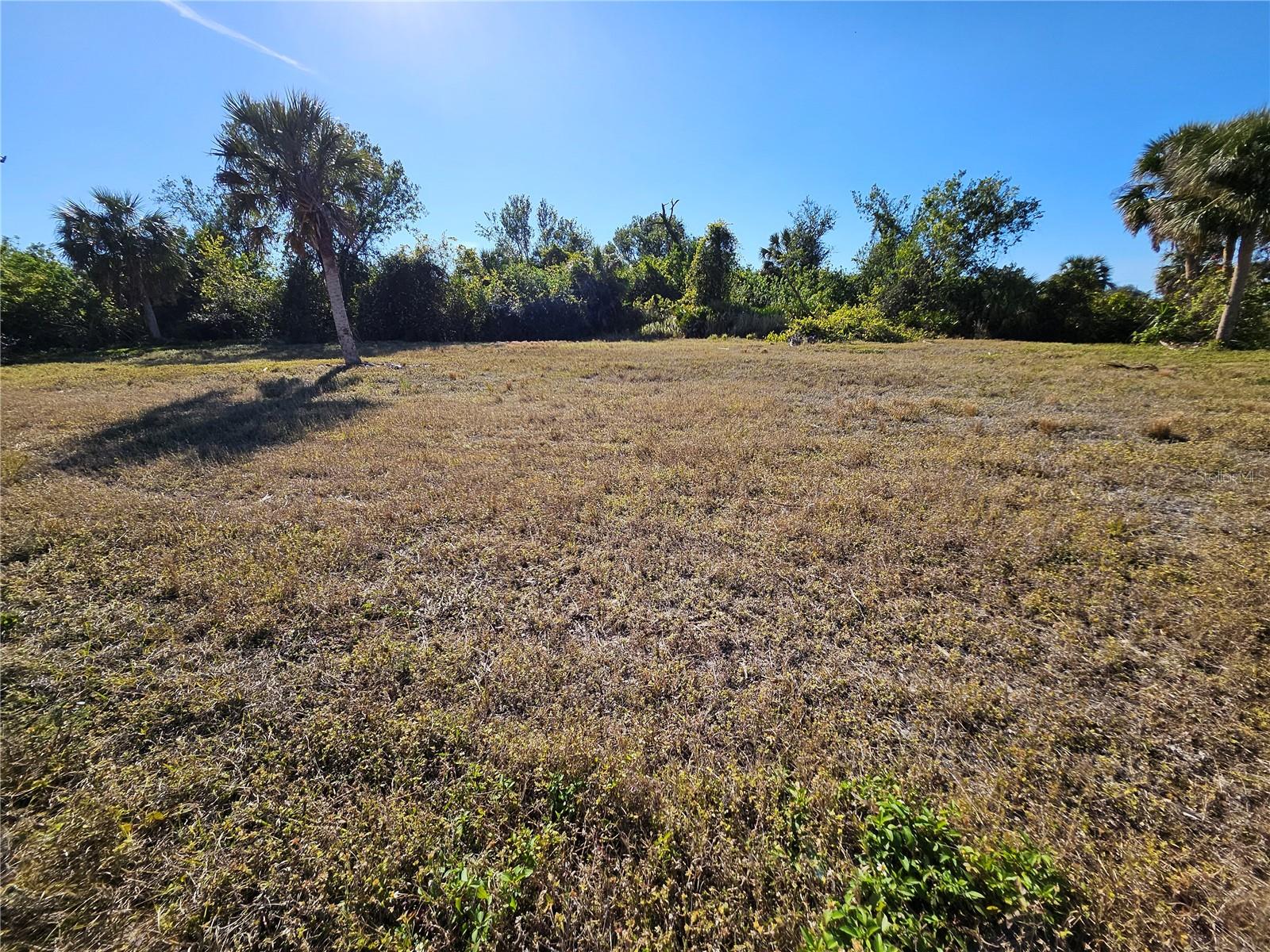 20 CLUBHOUSE CT, ROTONDA WEST, FL, 33947