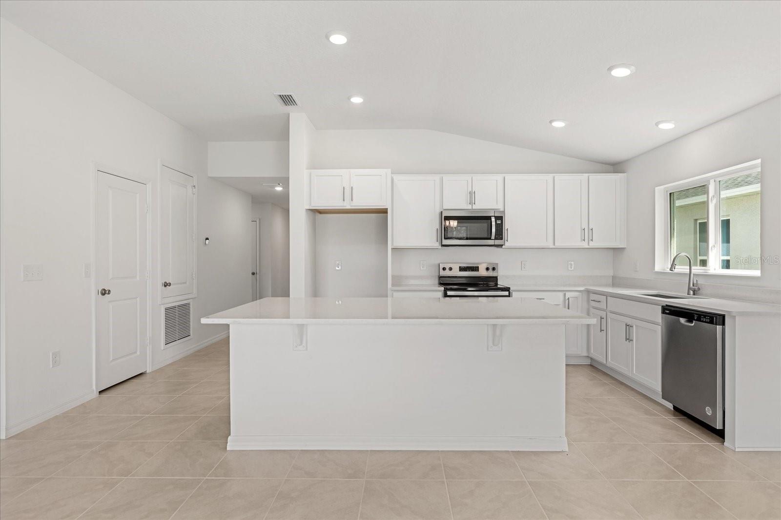 204 RIVERMILL WAY, LAKE WALES, FL, 33859