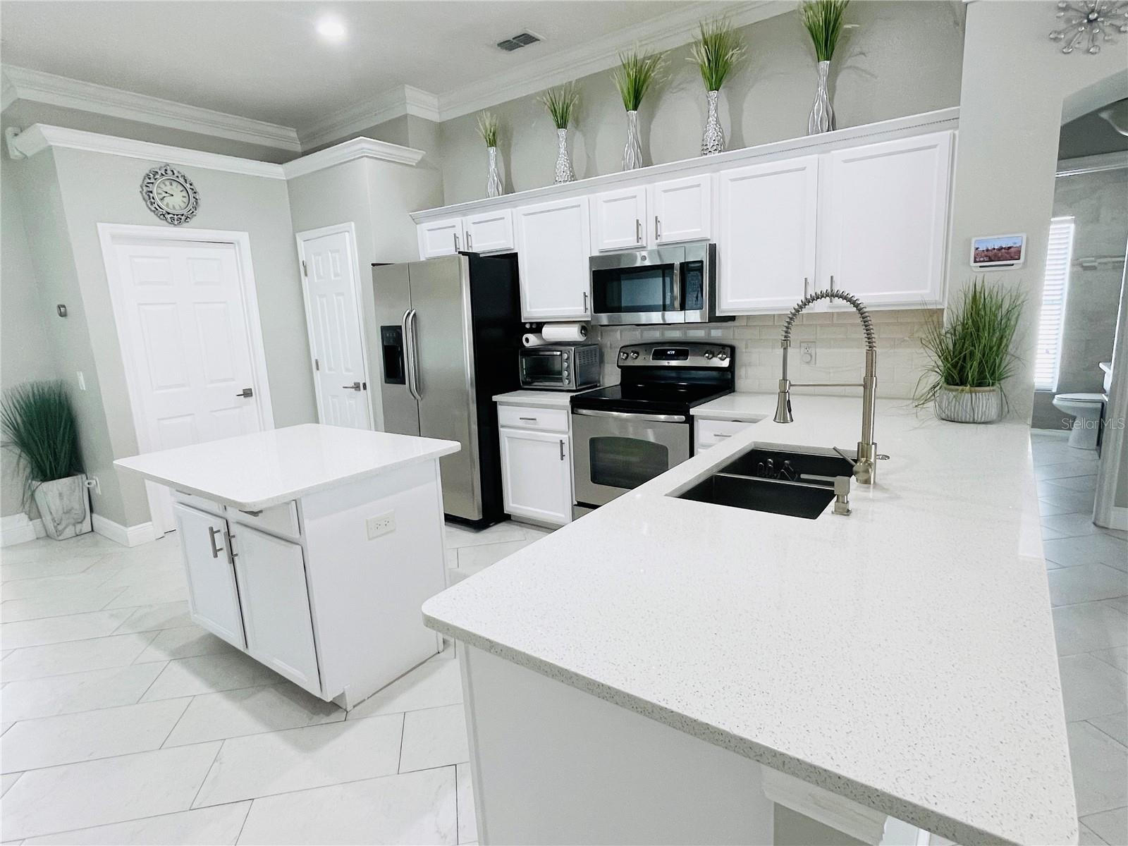 5221 SUNSET CANYON DR, KISSIMMEE, FL, 34758