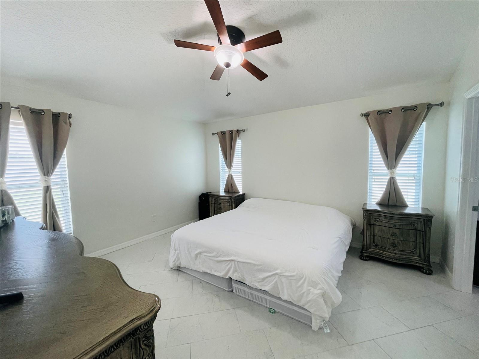 5221 SUNSET CANYON DR, KISSIMMEE, FL, 34758