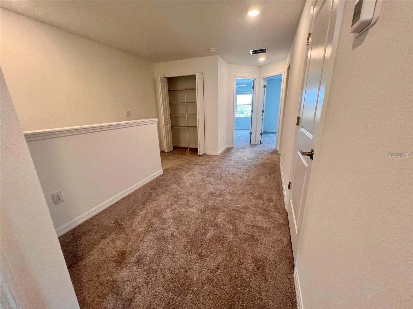 8329 CRESCENT OAKS DR, NEW PORT RICHEY, FL, 34655