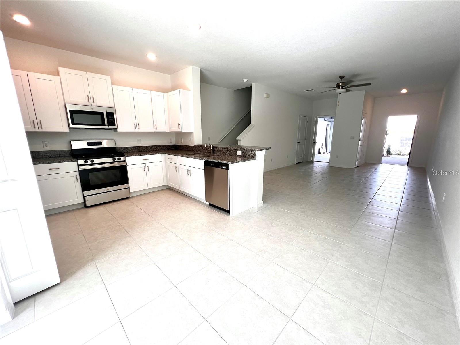 8329 CRESCENT OAKS DR, NEW PORT RICHEY, FL, 34655