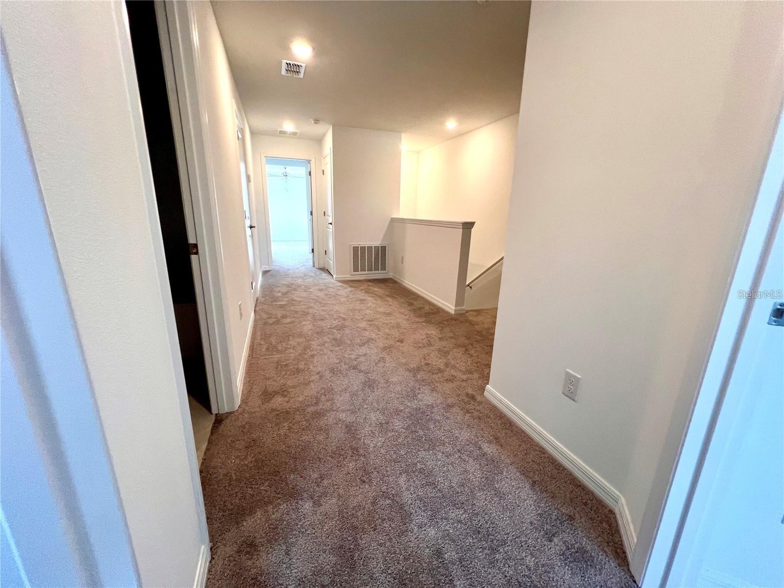8329 CRESCENT OAKS DR, NEW PORT RICHEY, FL, 34655