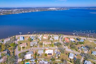 2412 CRESCENT CT E, BRADENTON, FL, 34208