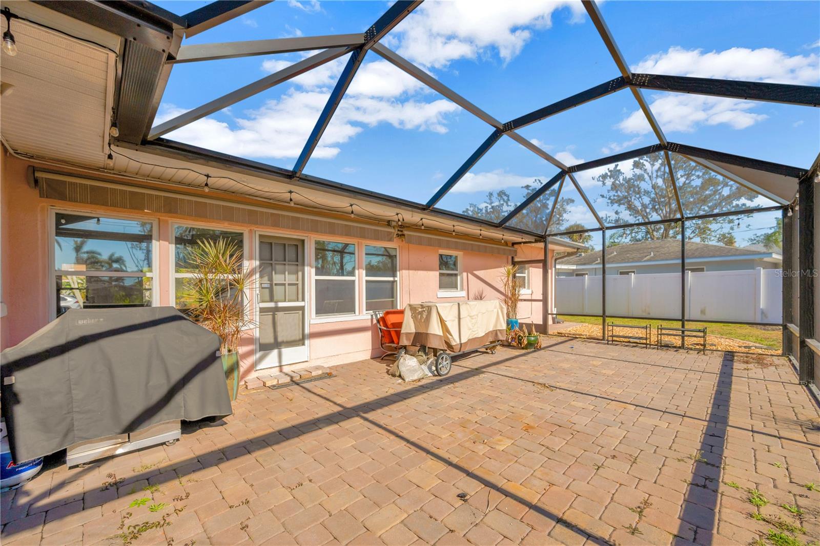 2412 CRESCENT CT E, BRADENTON, FL, 34208