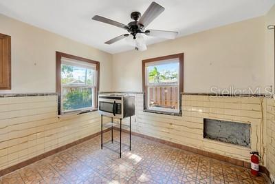 2412 CRESCENT CT E, BRADENTON, FL, 34208