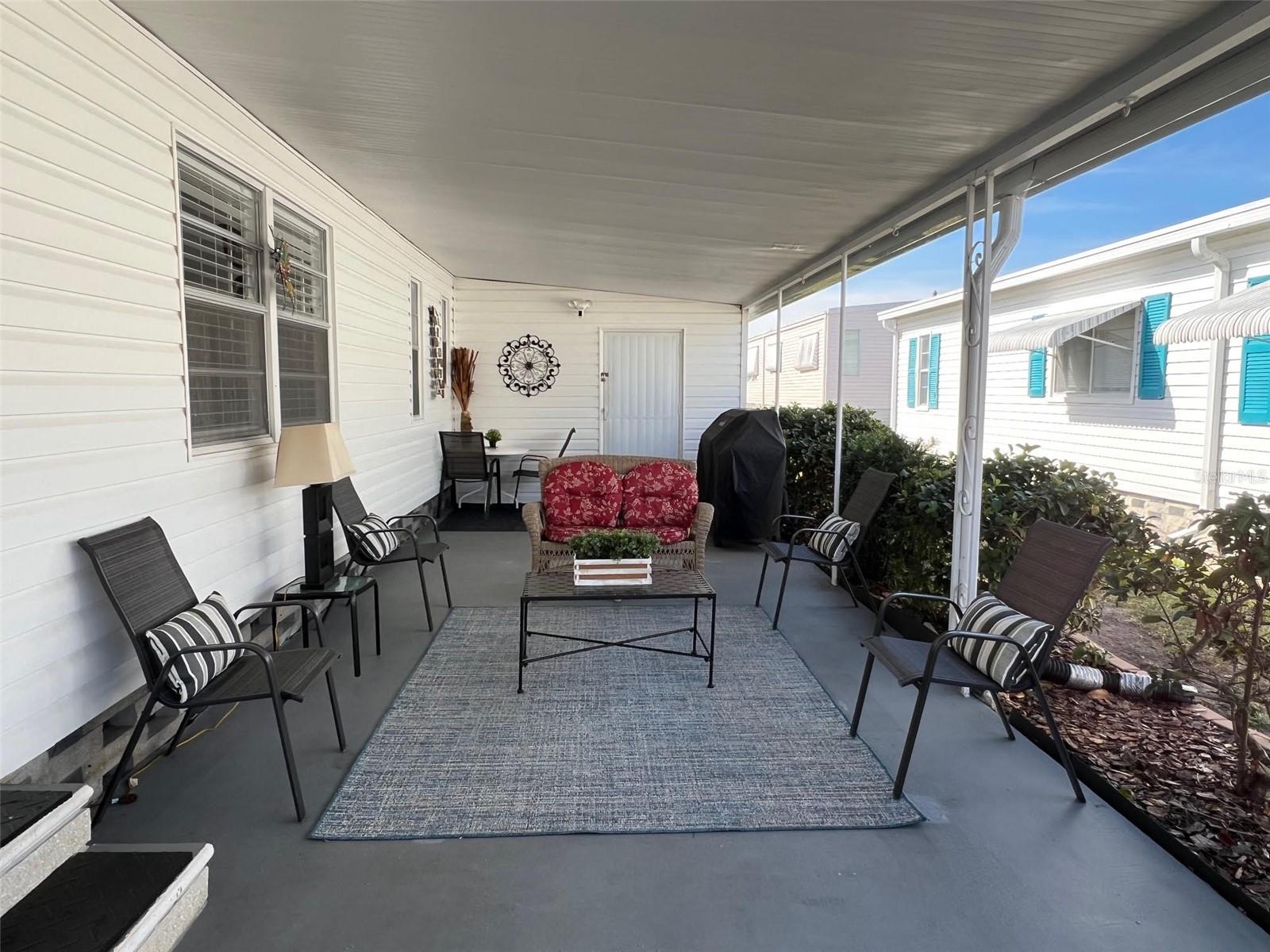 135 ROYAL PALM CIR, LARGO, FL, 33778