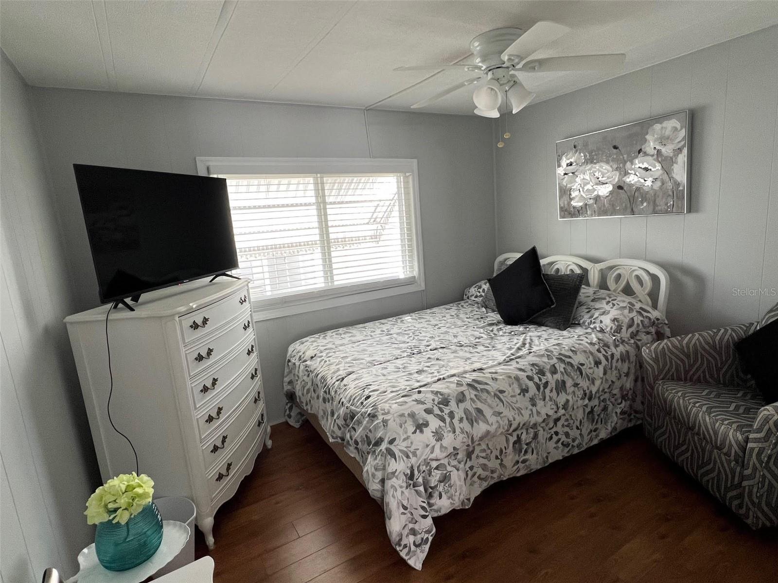 135 ROYAL PALM CIR, LARGO, FL, 33778