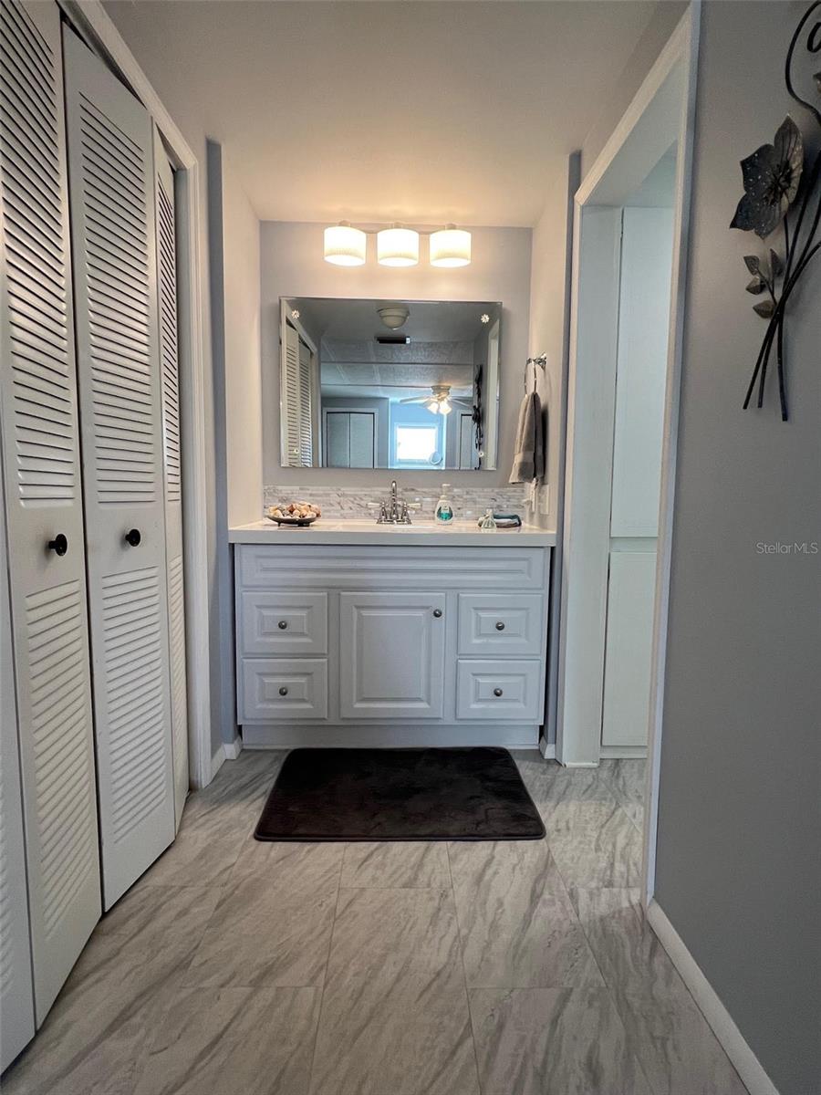 135 ROYAL PALM CIR, LARGO, FL, 33778