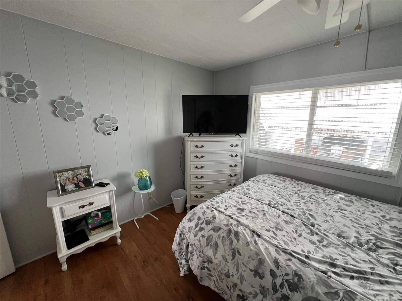 135 ROYAL PALM CIR, LARGO, FL, 33778