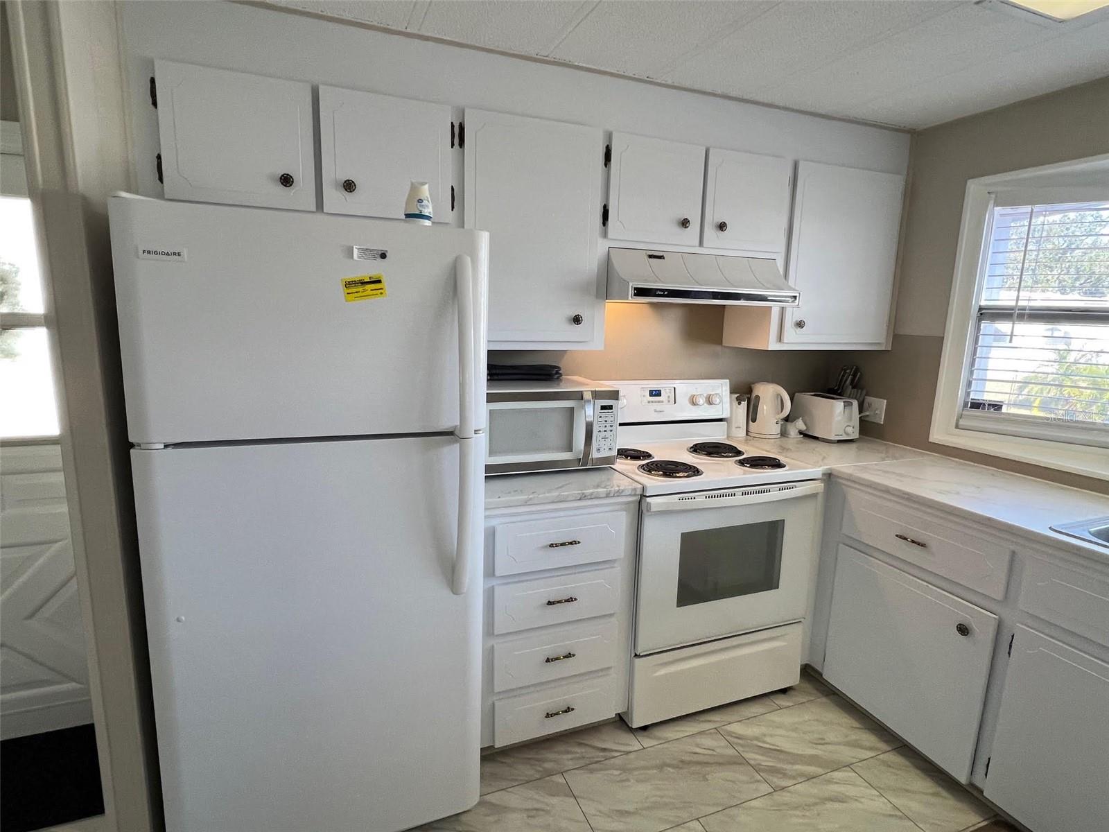 135 ROYAL PALM CIR, LARGO, FL, 33778