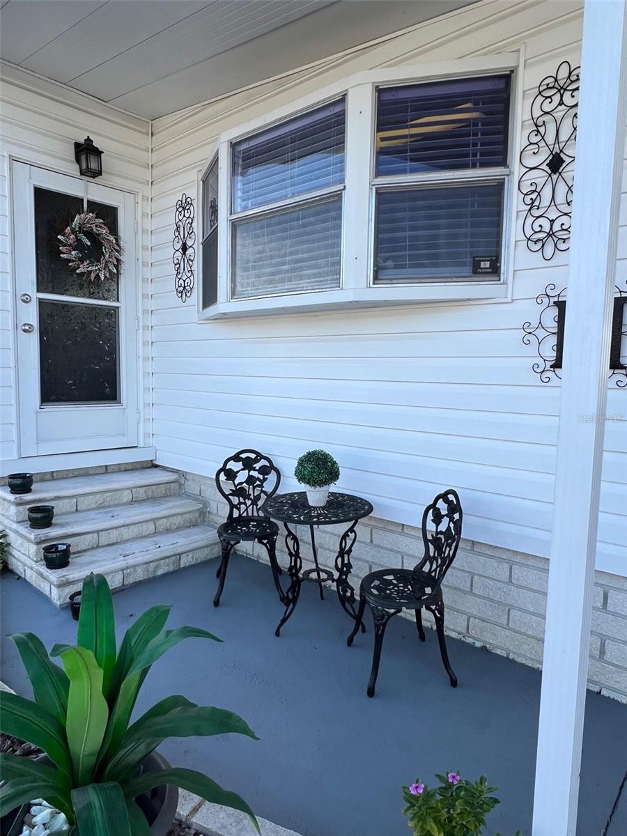 135 ROYAL PALM CIR, LARGO, FL, 33778