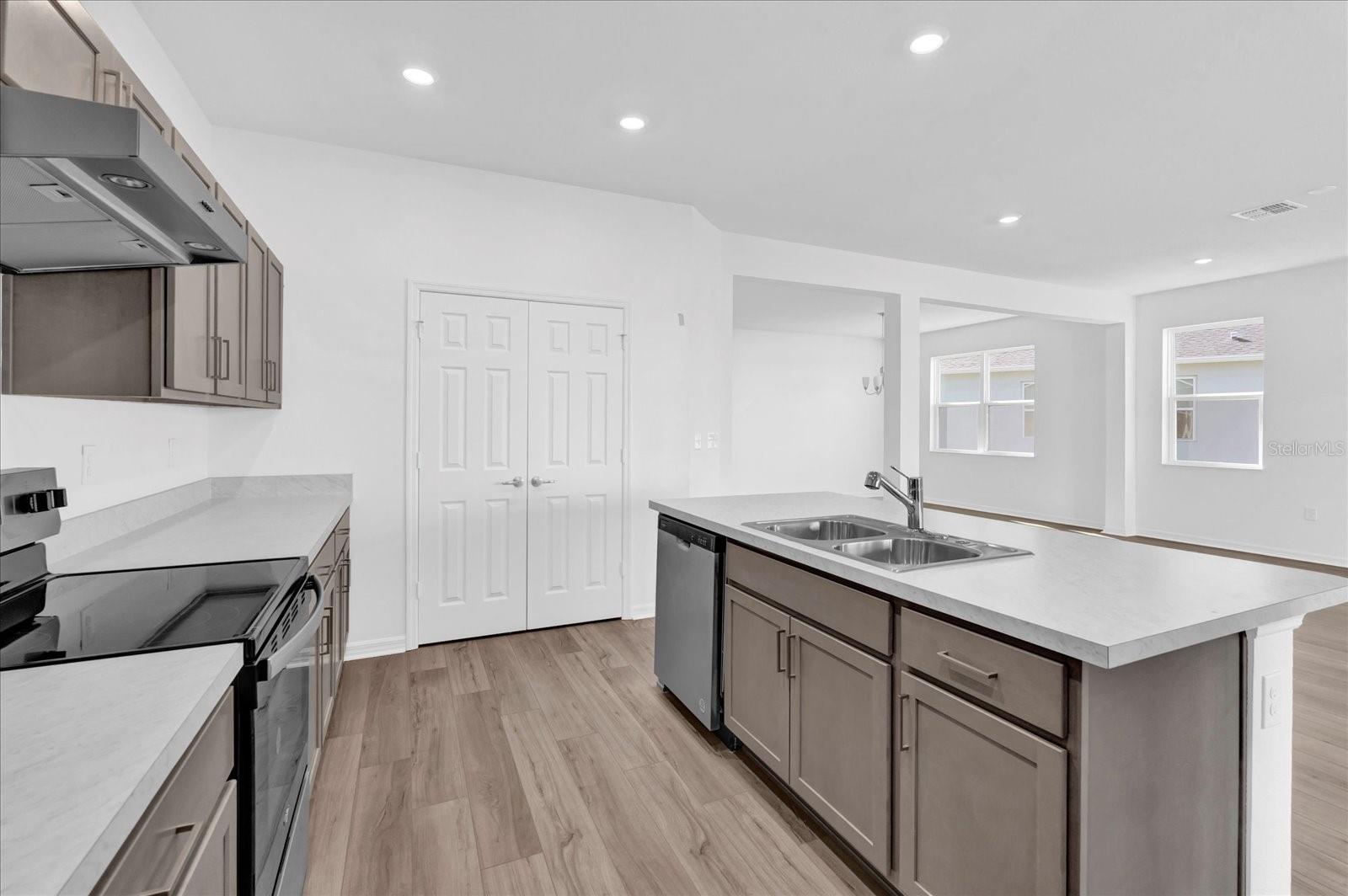 1864 MAPLE PLUM CT, SANFORD, FL, 32771
