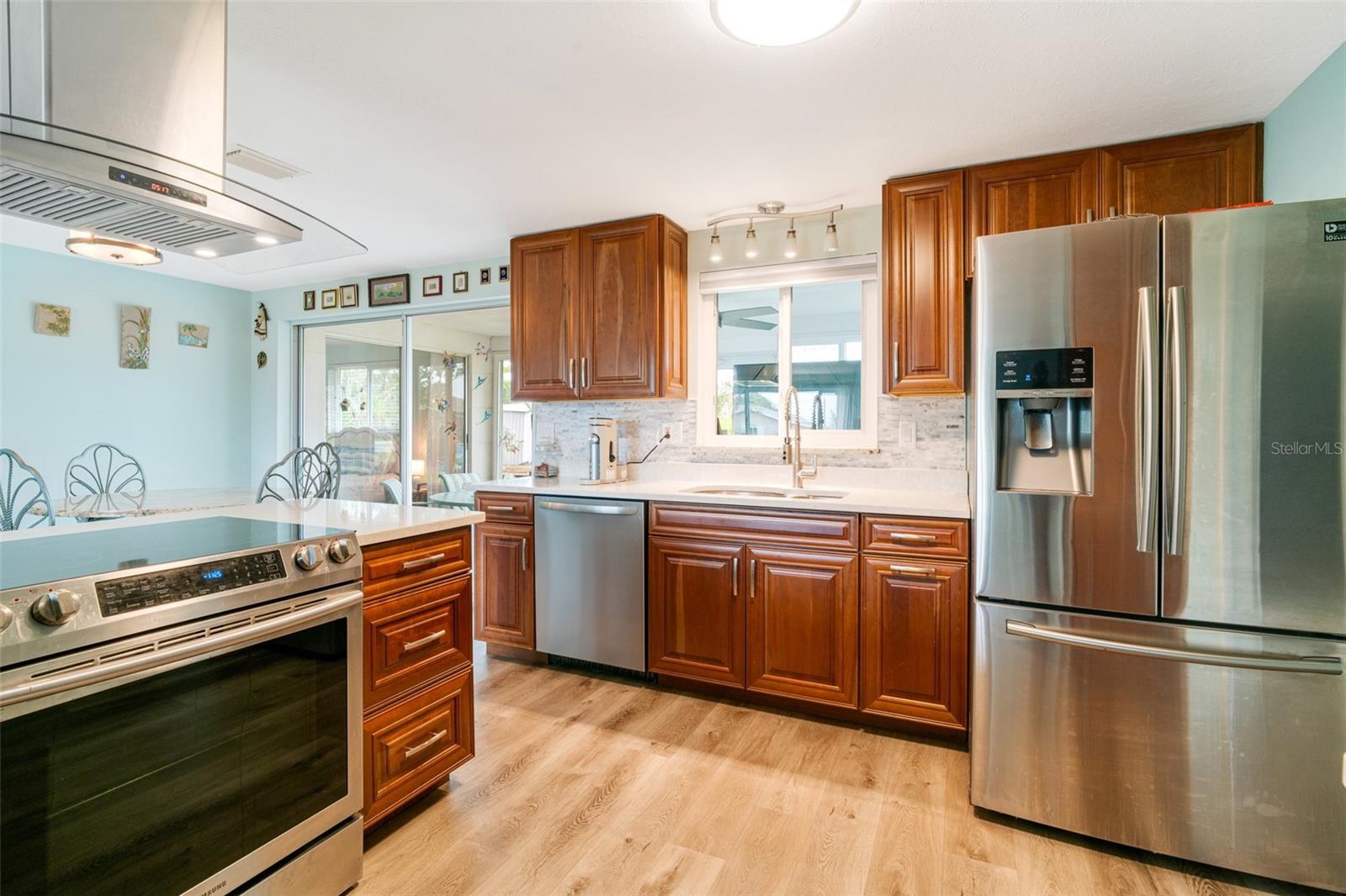 313 HILLVIEW RD, VENICE, FL, 34293