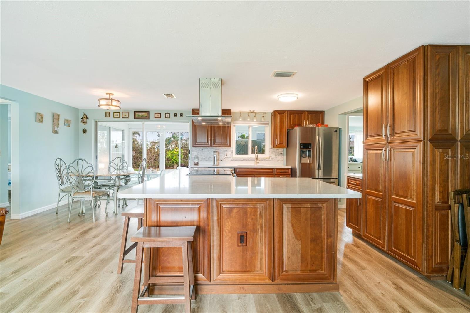 313 HILLVIEW RD, VENICE, FL, 34293