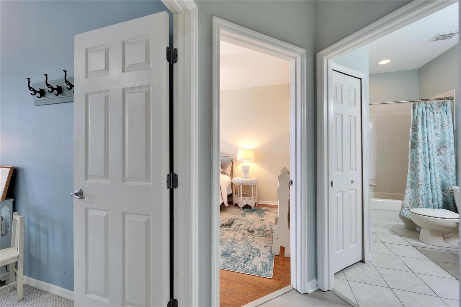302 LATITUDE PL, APOLLO BEACH, FL, 33572