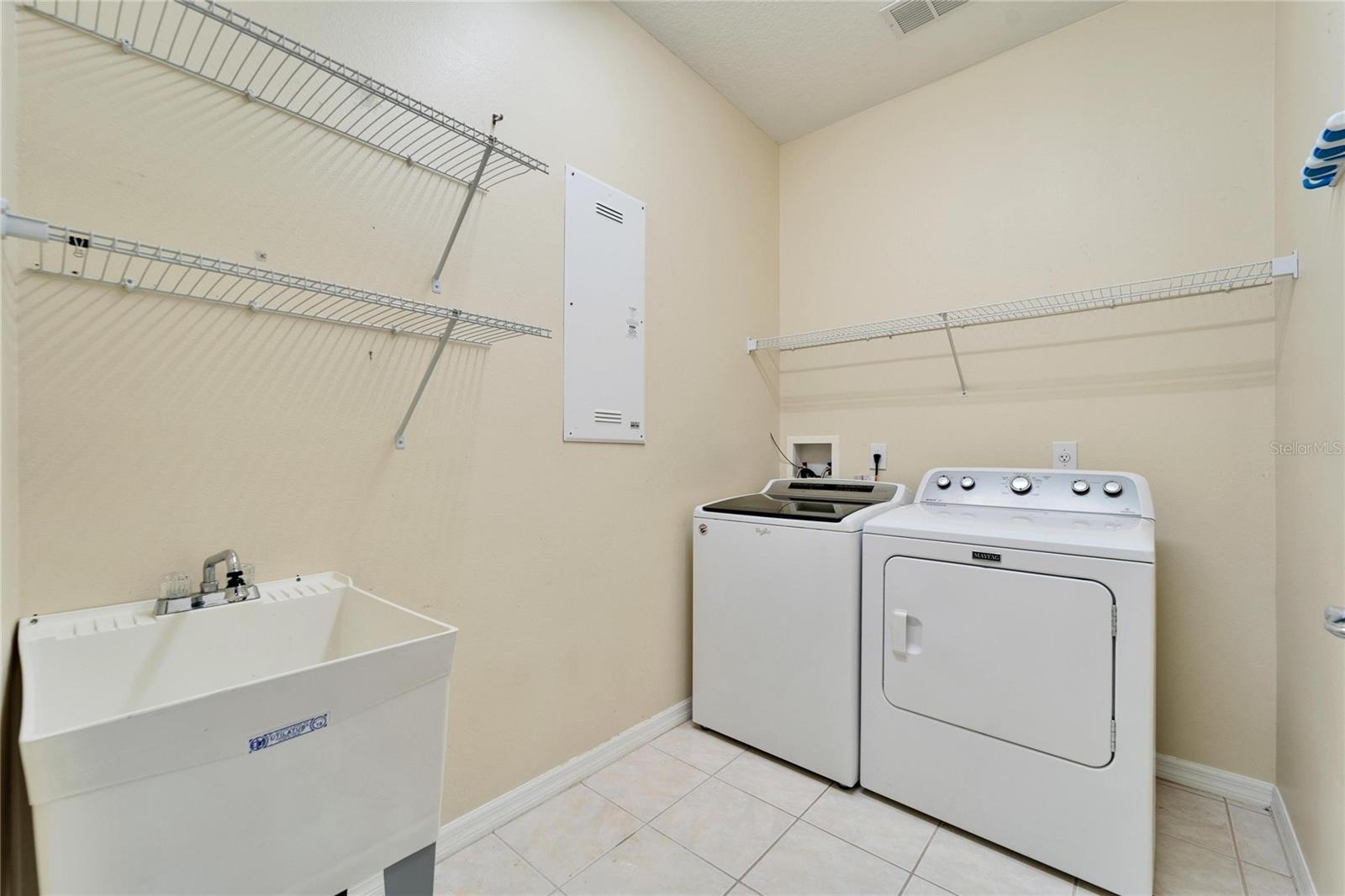 302 LATITUDE PL, APOLLO BEACH, FL, 33572